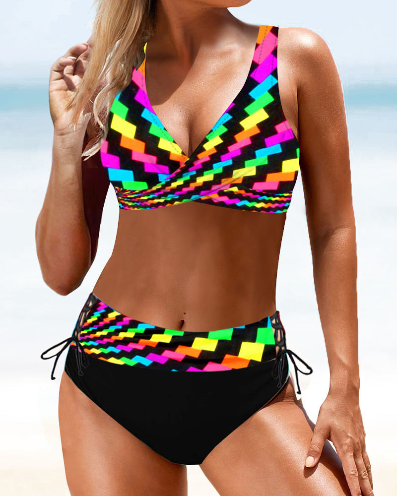 Eva – Farverig og glad bikini