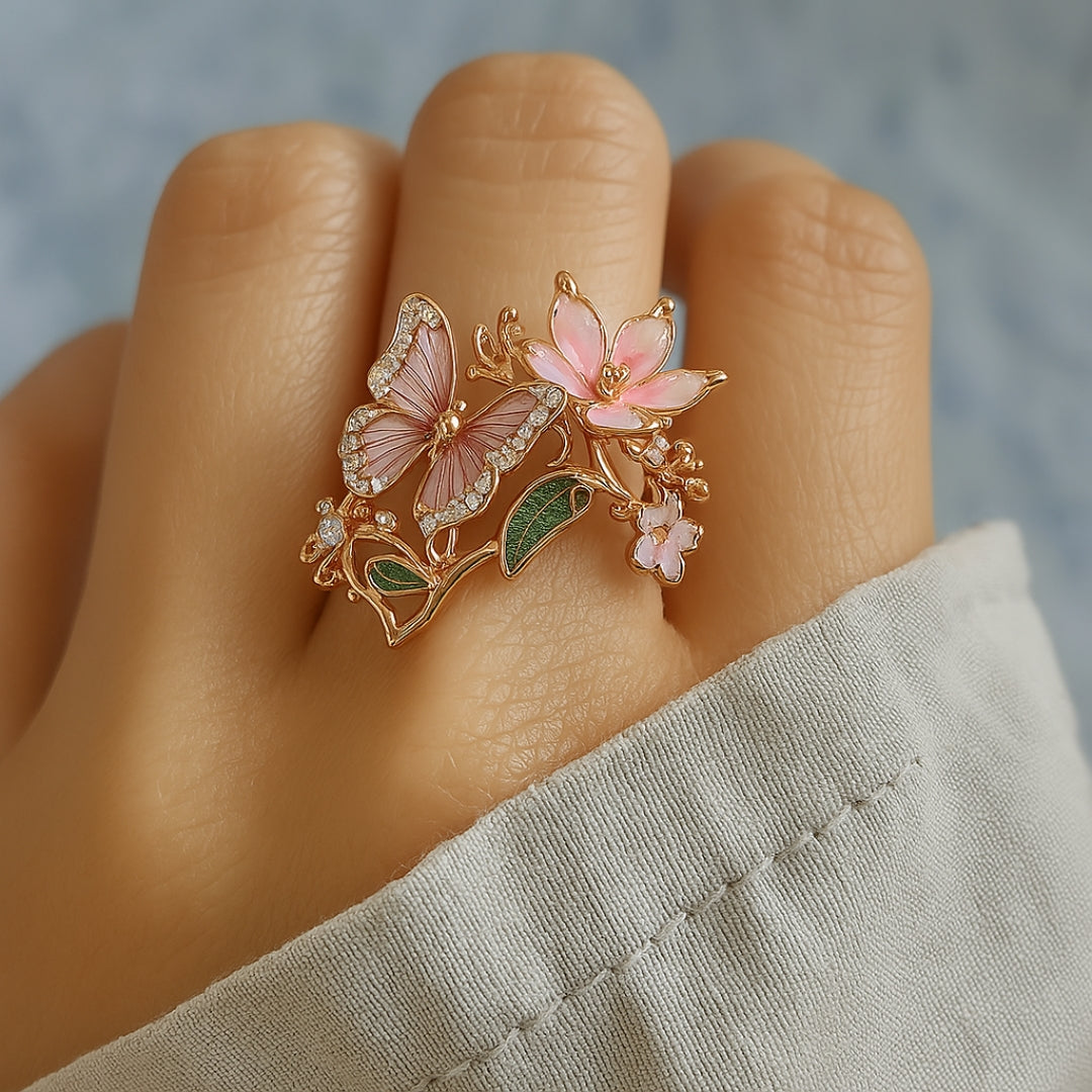Naturinspireret skinnende sommerfuglering med zirkonia