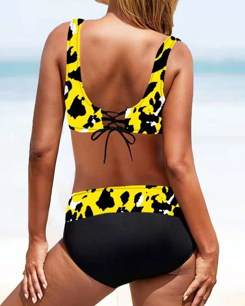 Eva – Farverig og glad bikini