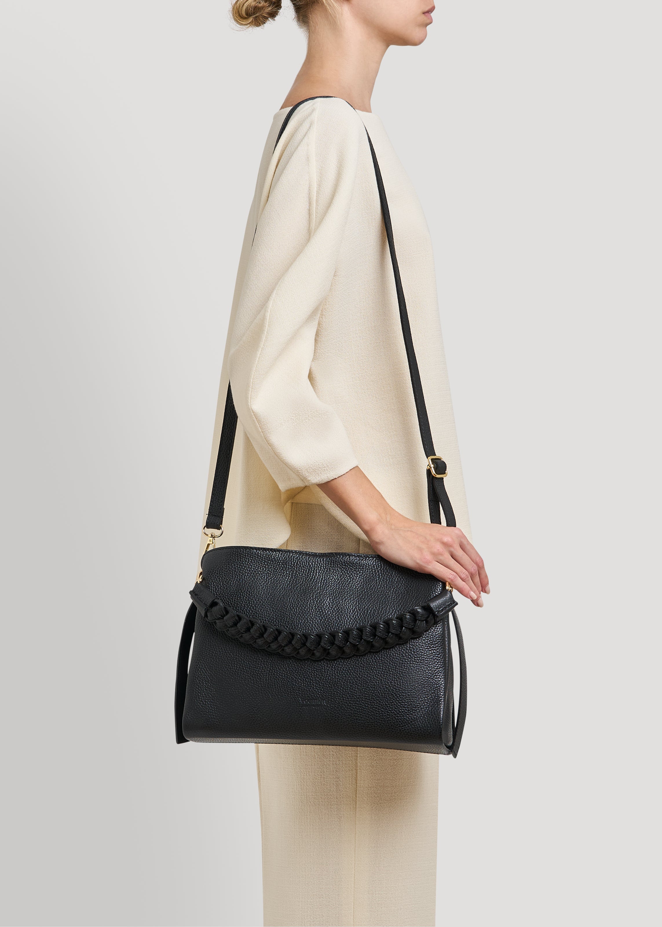Braid-taske i Dollaro-kalveskind – sort