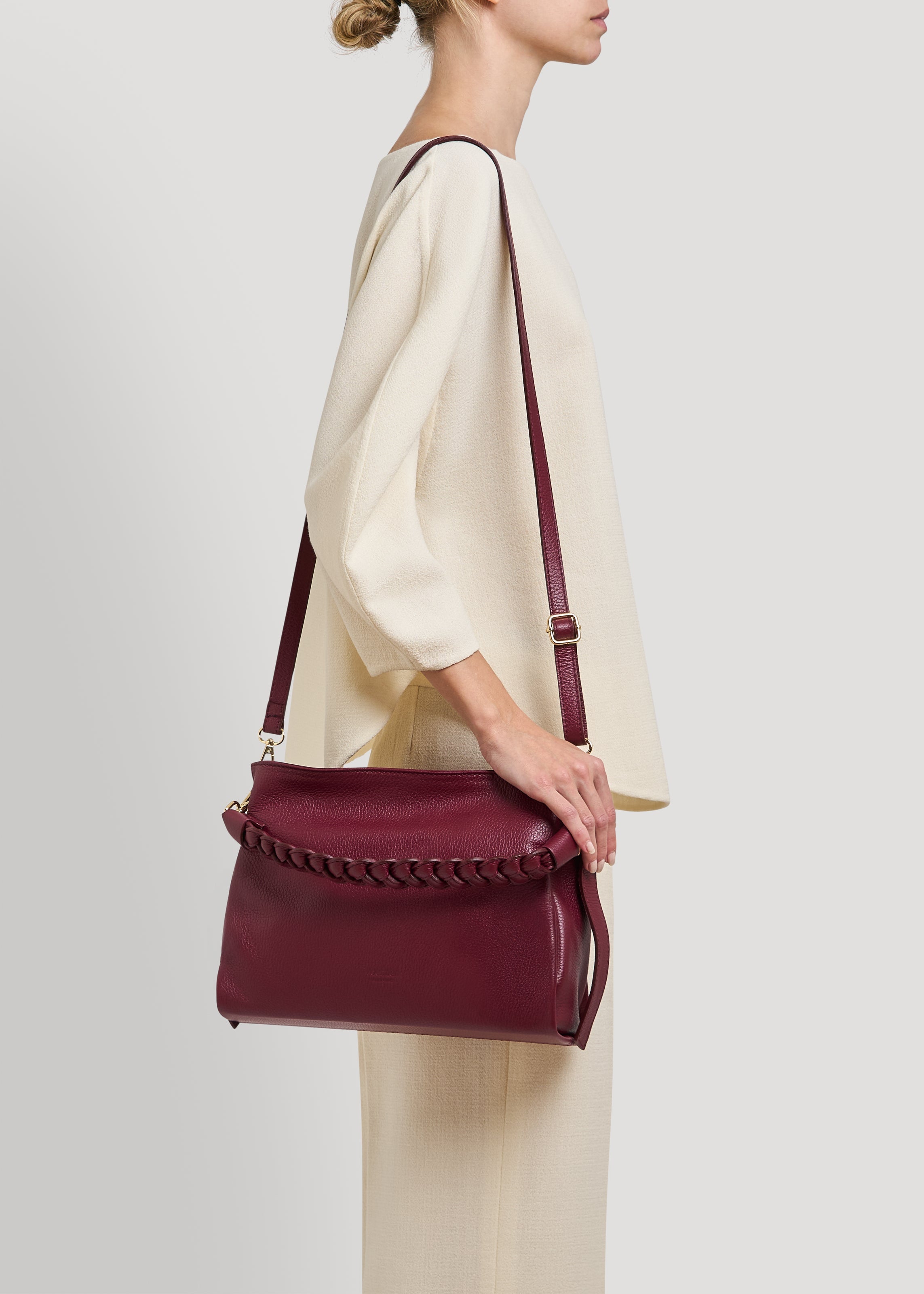 Braid-taske i Dollaro-kalveskind – bordeaux