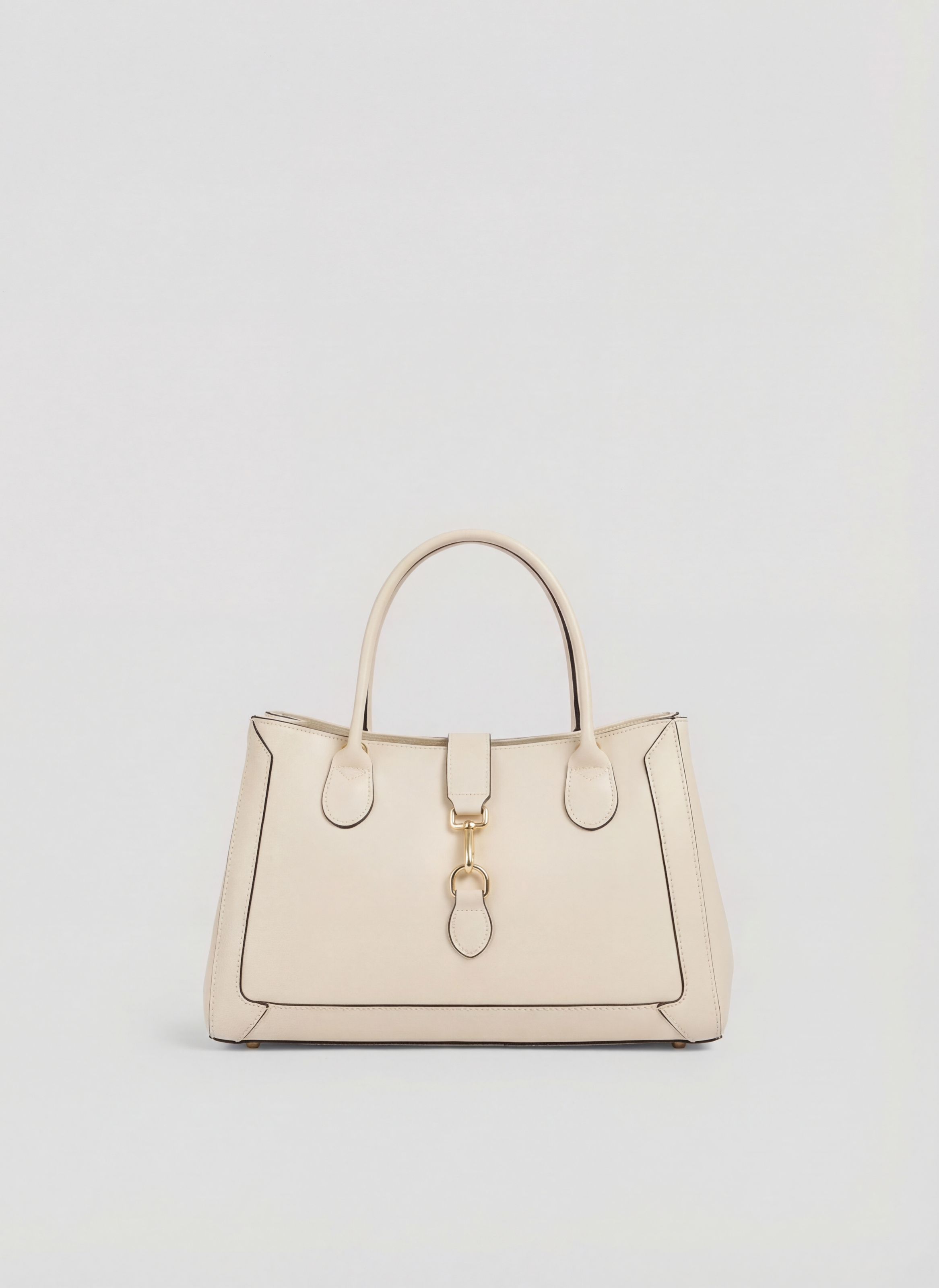 Chloe Media-taske i poleret læder – beige