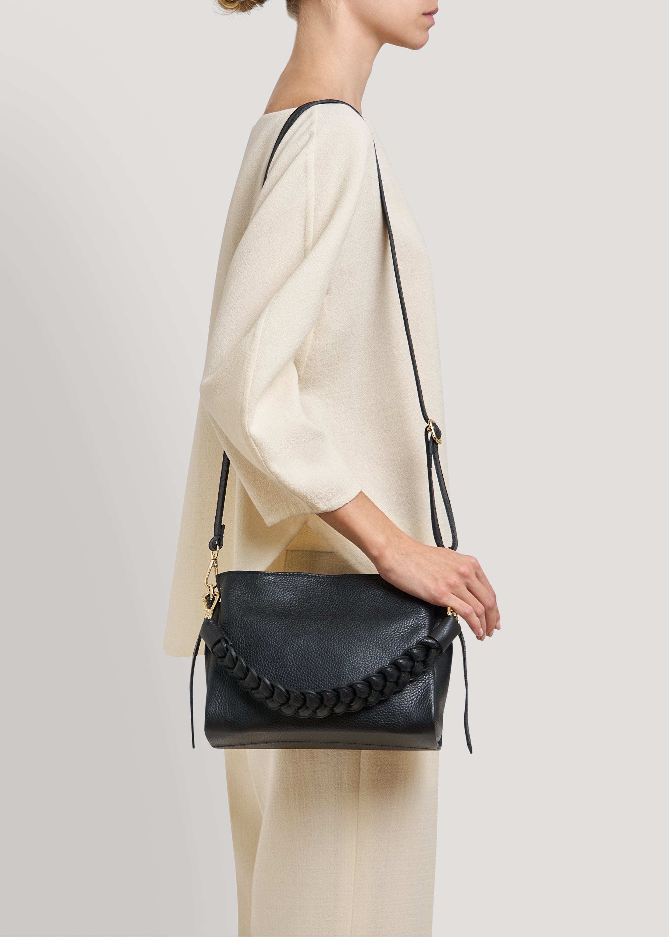 Braid Media-taske i Dollaro-kalveskind – sort