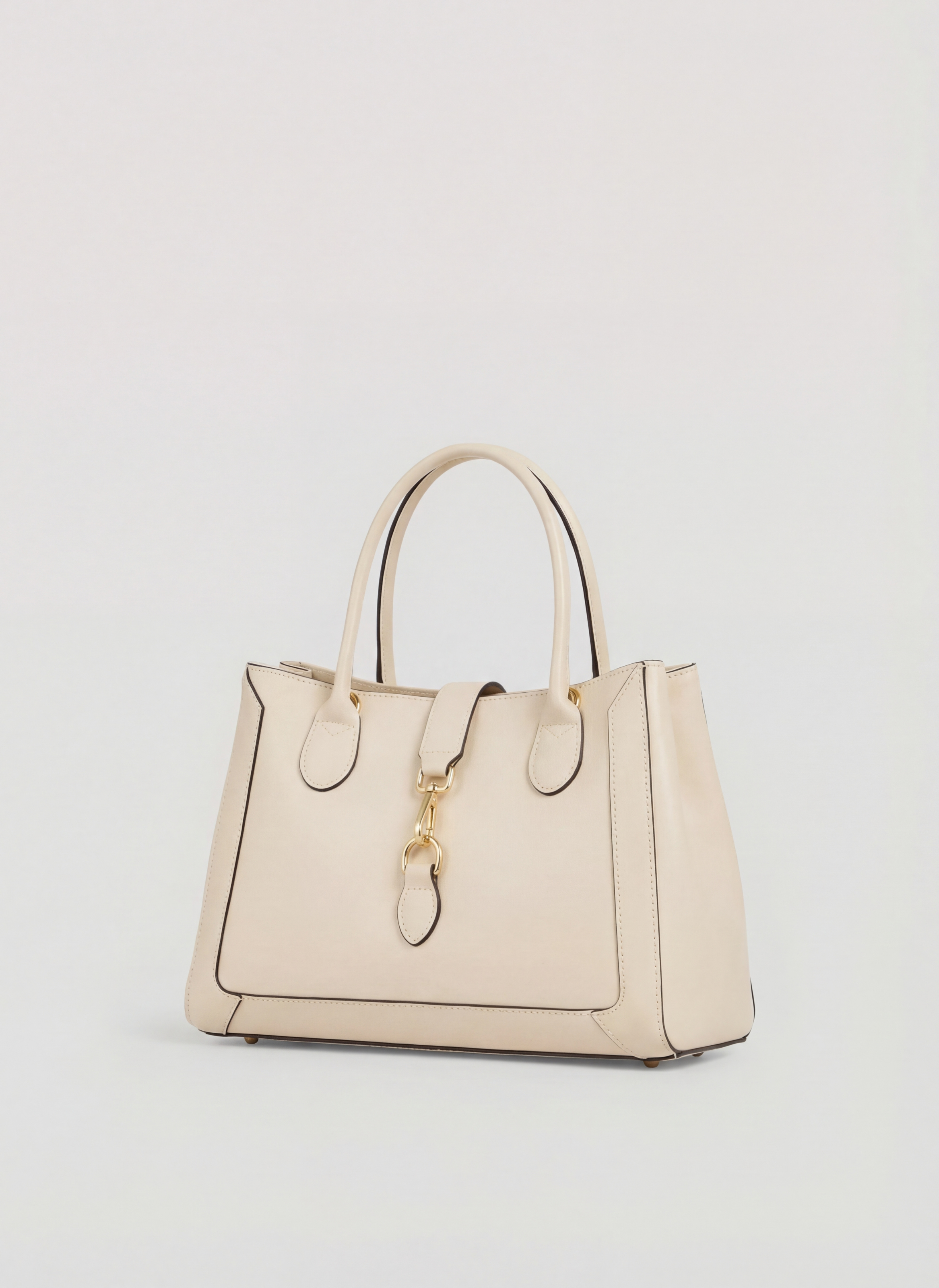 Chloe Media-taske i poleret læder – beige