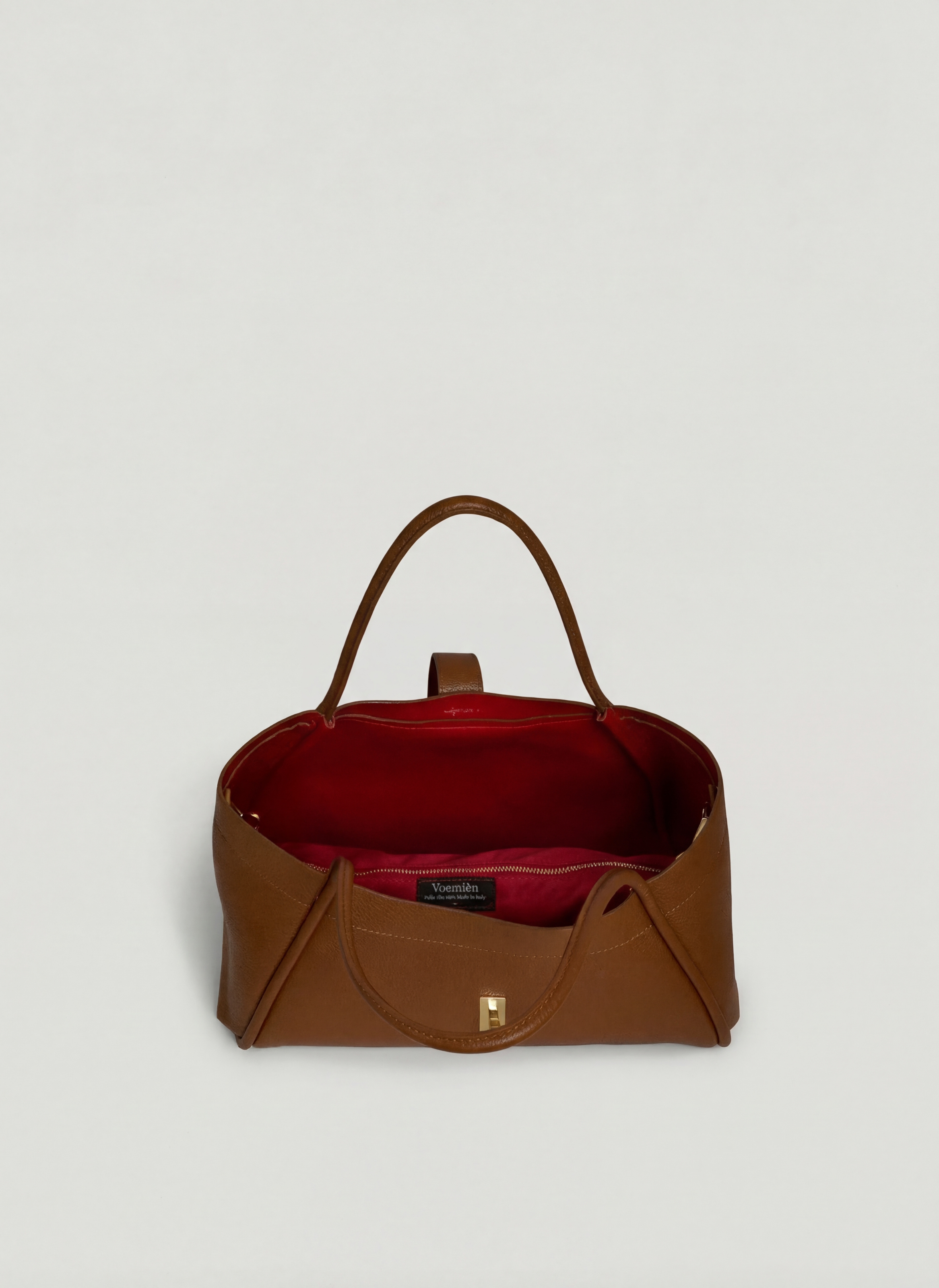 Mayfair Media-taske i Togo-kalveskind – cognac