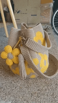 Fiorella | Hæklet blomstertaske
