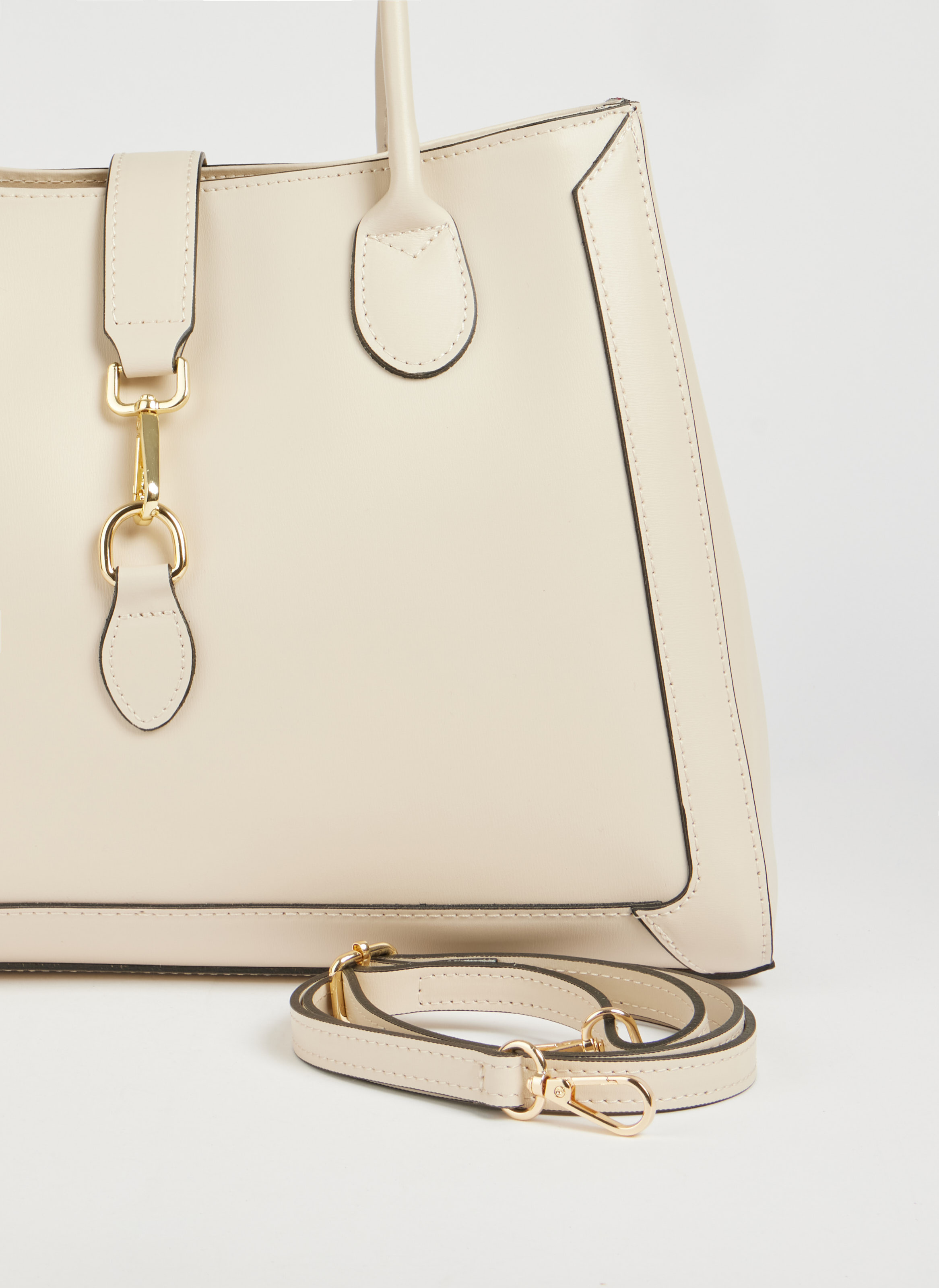 Chloe-taske i poleret læder – beige