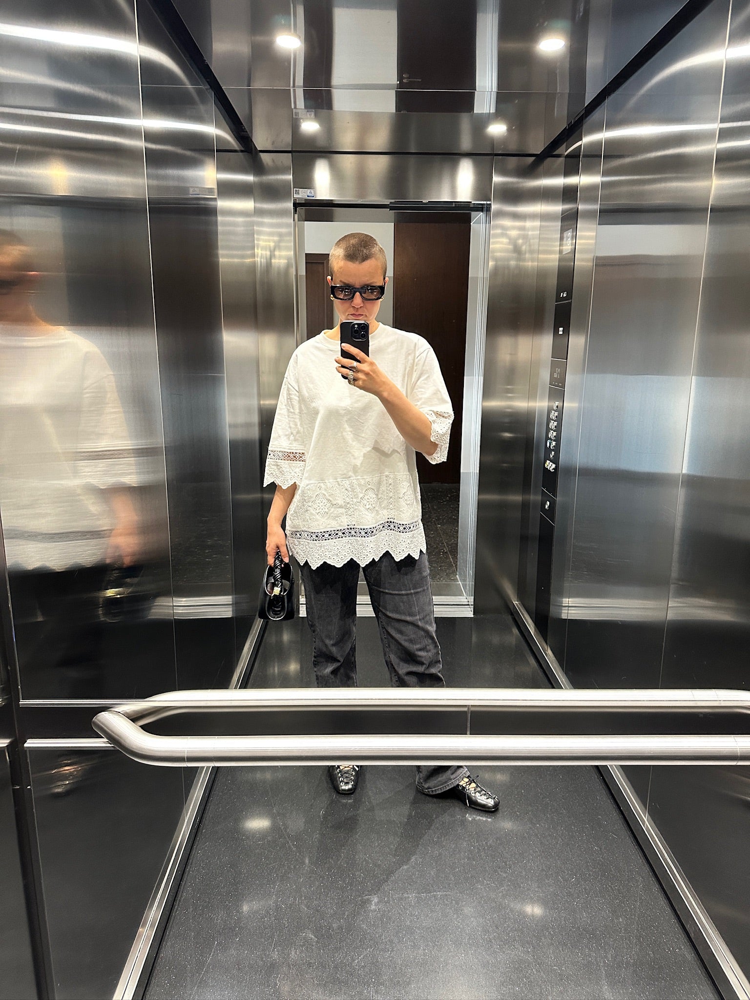 Sassy Copenhagen - T-shirt - Hvid Blonde - Liva