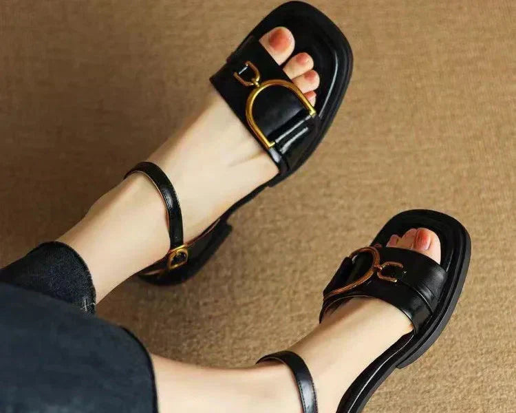 Amara - Sandaler med remme