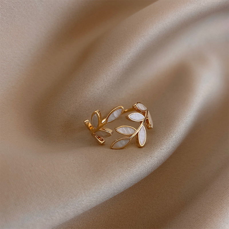 Pure - Justerbar bladring med hvid opal