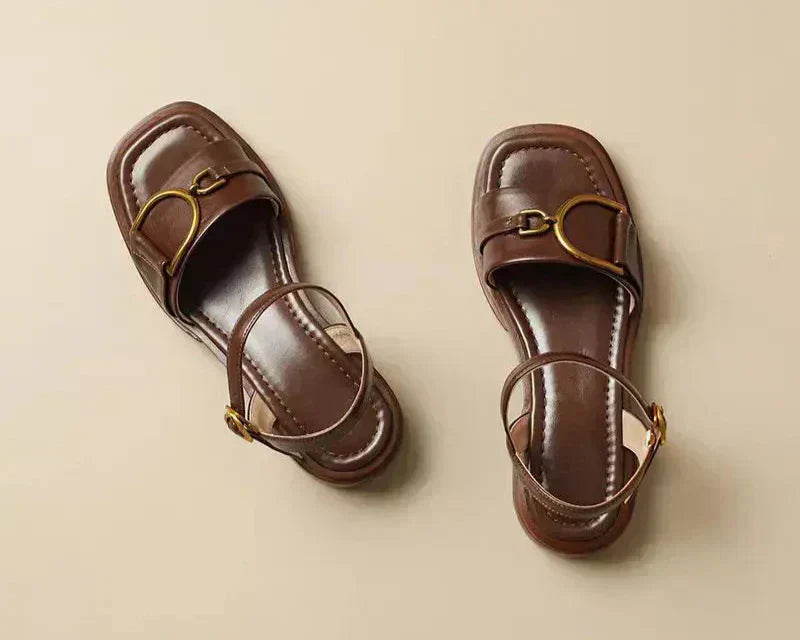 Amara - Sandaler med remme