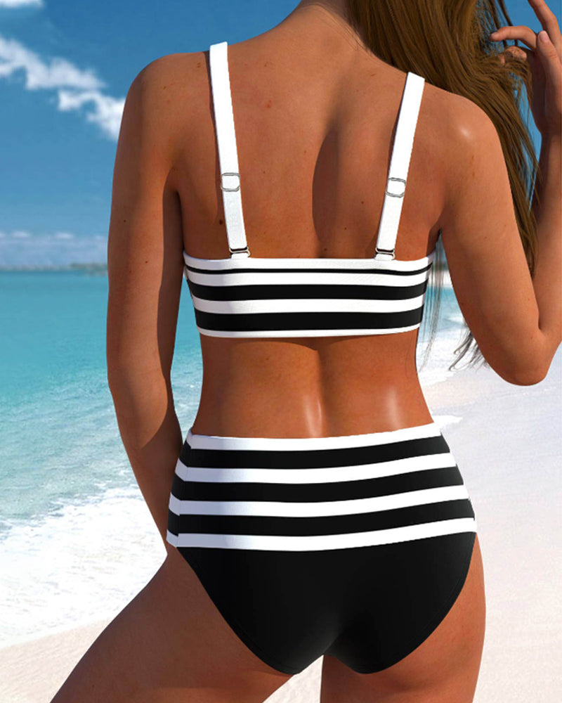 Lula – Højt skåret stribet bikini