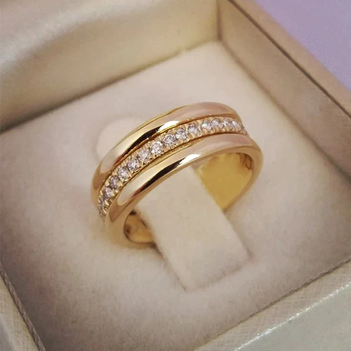 Sarah - Vintage ring med indlagt zirkonia