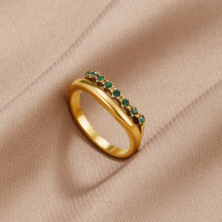 Mary - Smaragdgrøn lagdelt ring