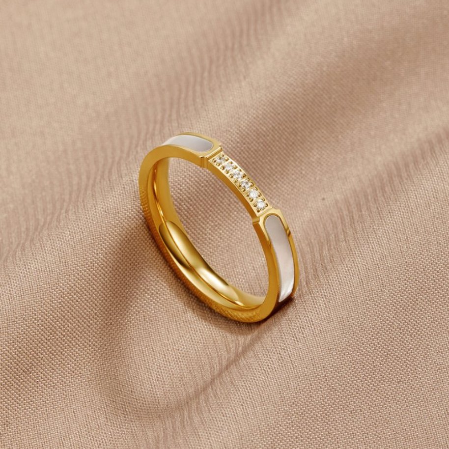 Unity - Ring med perle og krystal